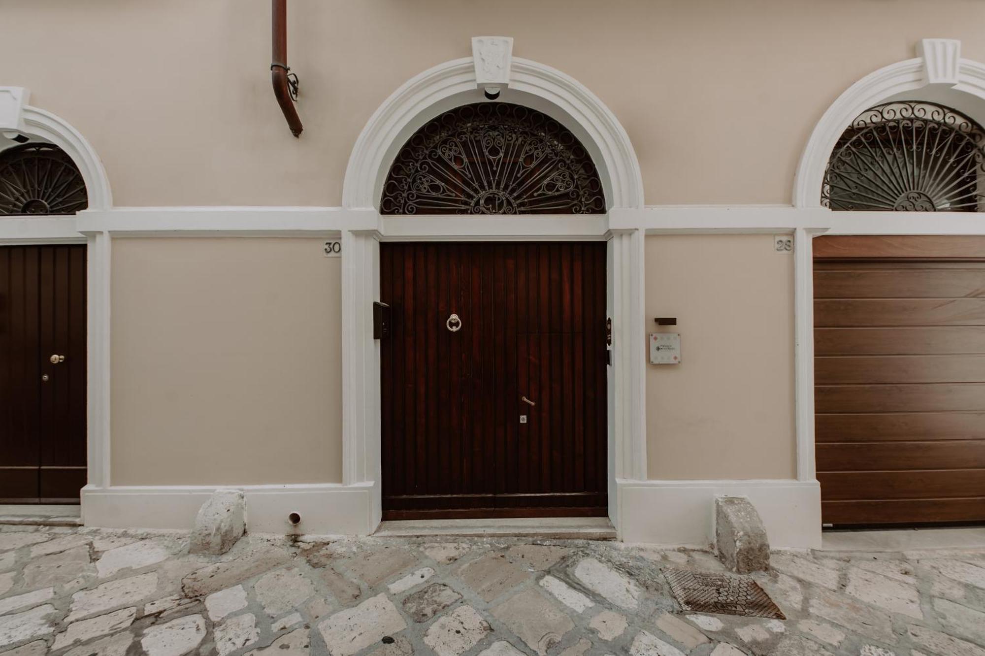 Palazzo Pinto B&B Brindisi Kültér fotó