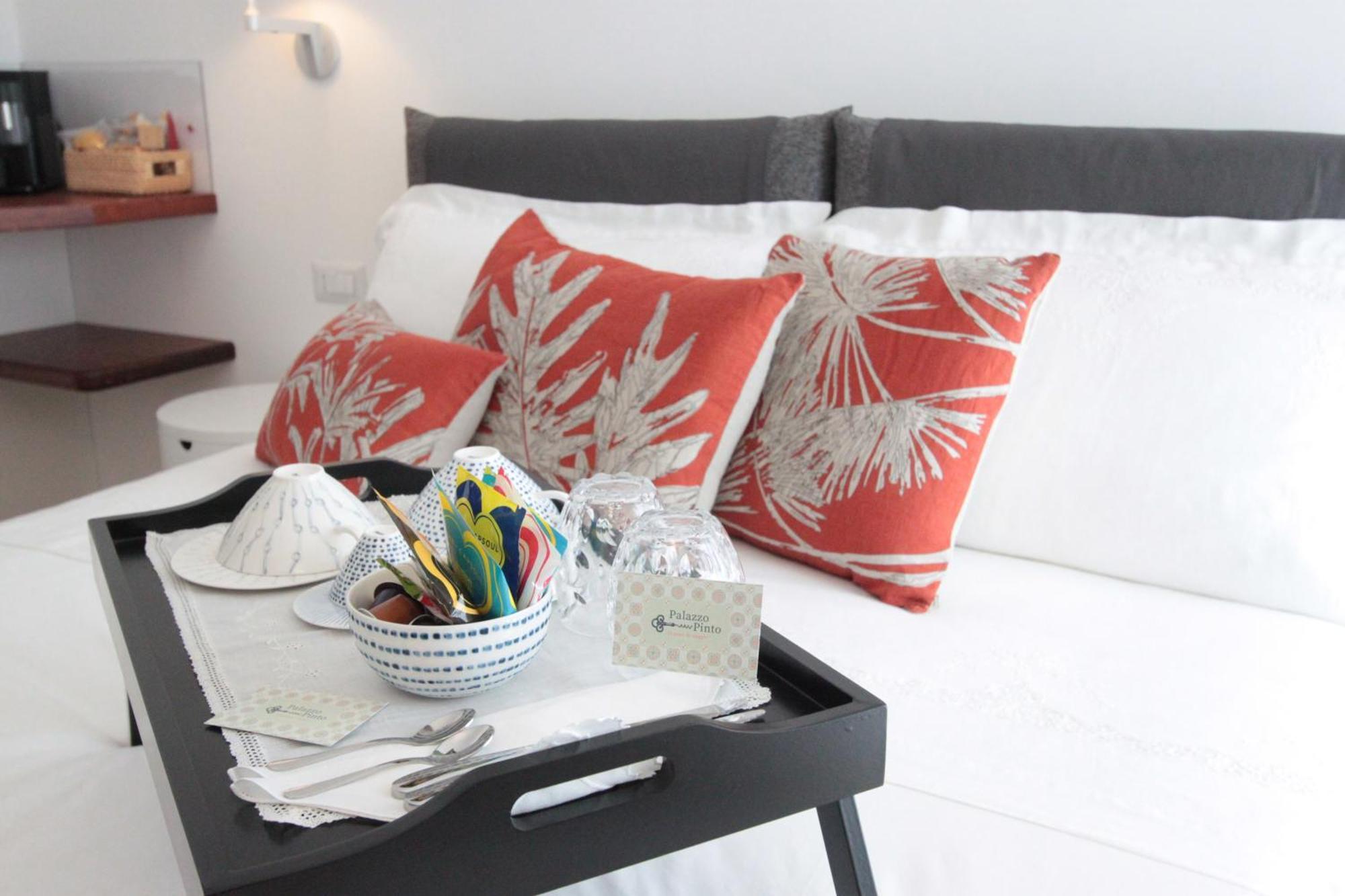 Palazzo Pinto B&B Brindisi Kültér fotó